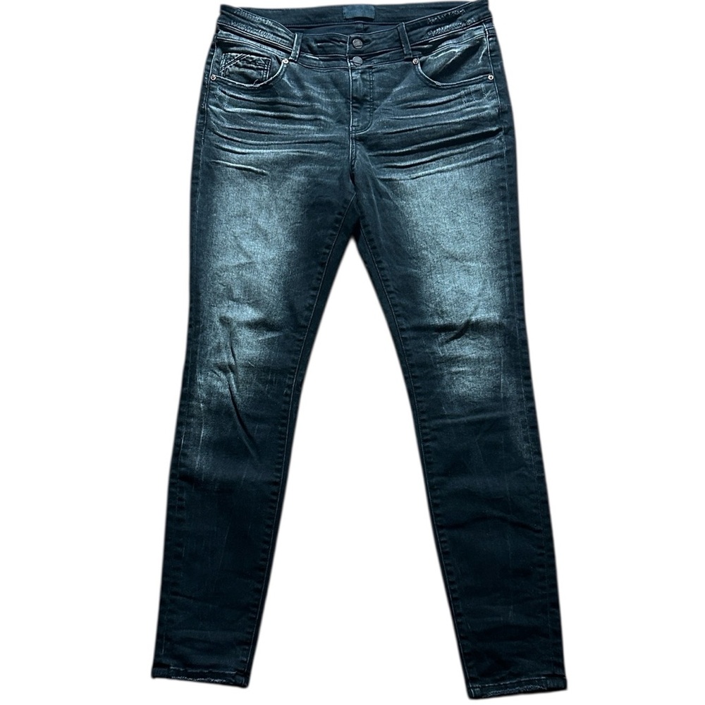 Buckle Women’s Skinny Jeans - Dark Blue Wash